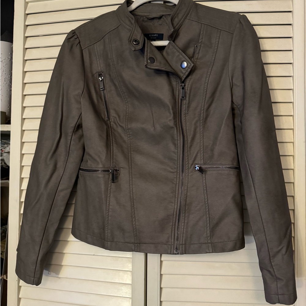 NWT 🏷️ Leather Jacket